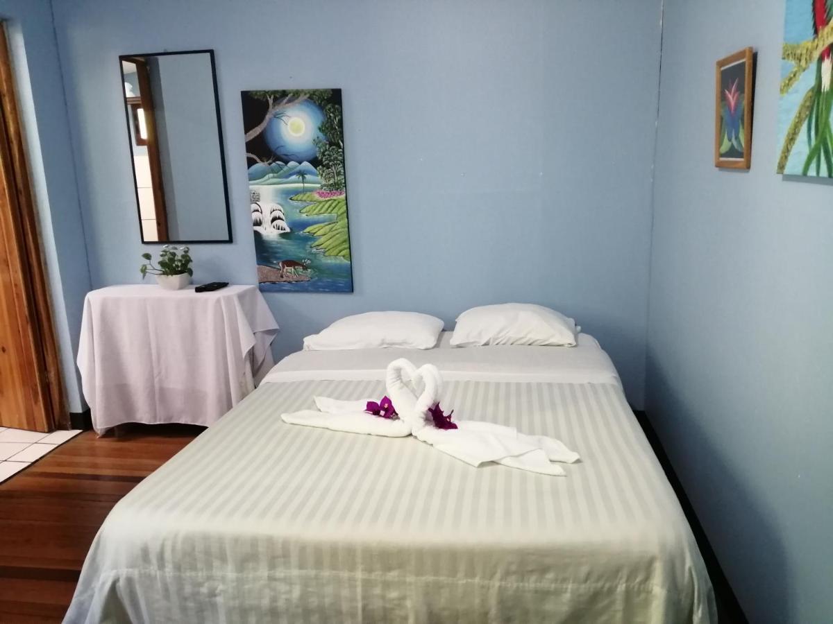 Monte Los Lirios Lodge モンテベルデ エクステリア 写真