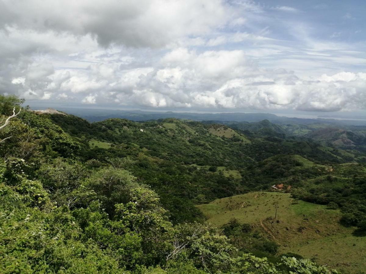 Monte Los Lirios Lodge モンテベルデ エクステリア 写真